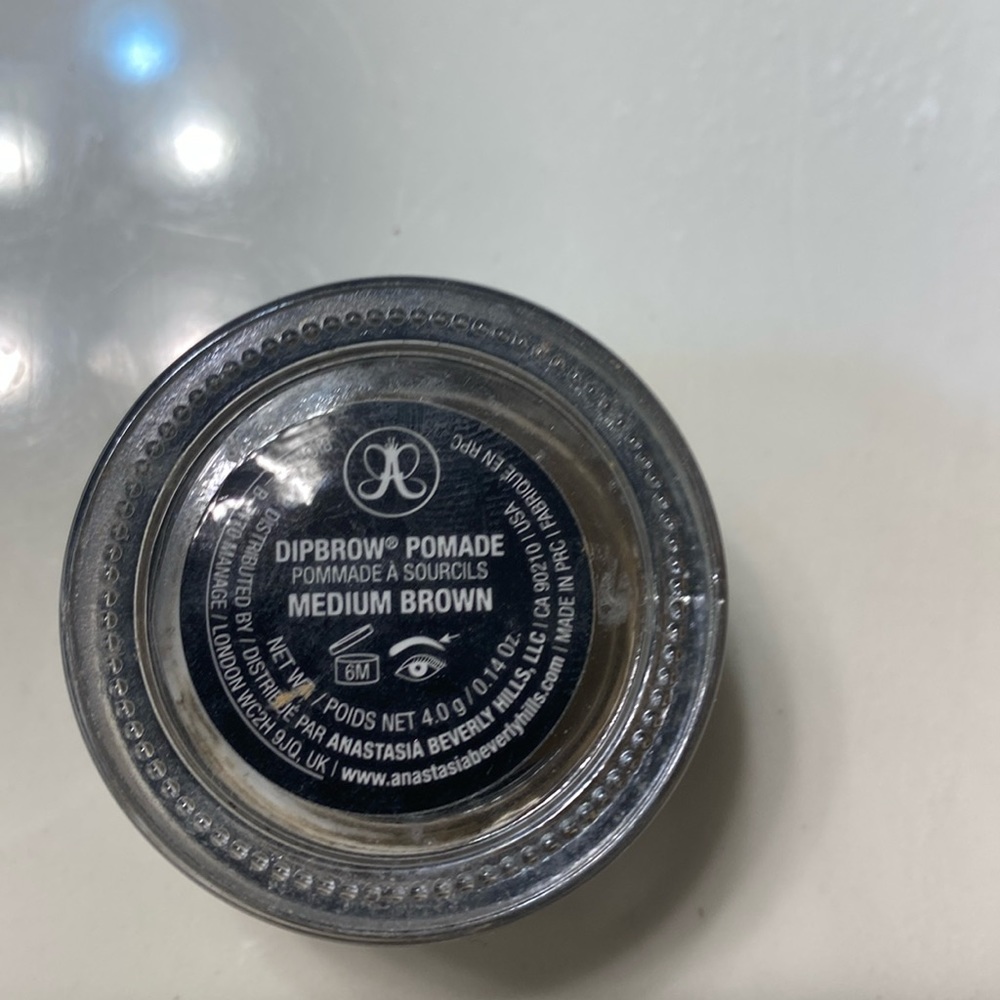 Brow pomade.